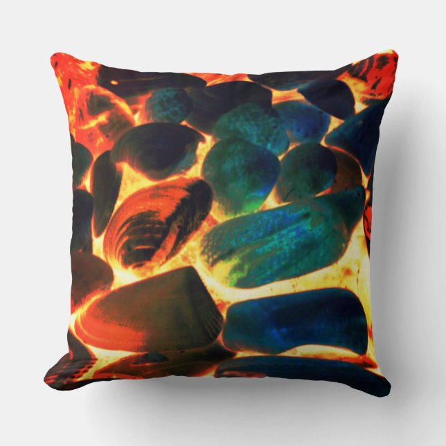 Muschel von Austern auf rotem Vulkangestein oder i Kissen (Vorderseite)