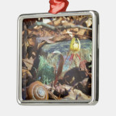 Muschel von Gelben und Pflaumen Ornament Aus Metall (Links)