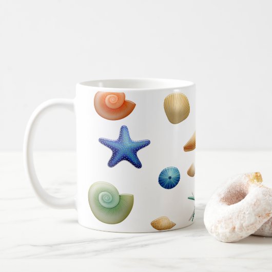 Muscheln am Meeresufer Kaffeetasse (Mit Donut)