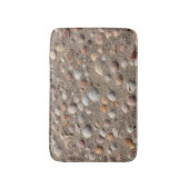 Muscheln am Strand Badematte (Vorderseite Vertikal)