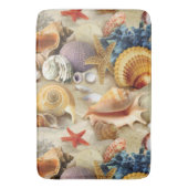 Muscheln am Strand Badematte (Vorderseite Vertikal)