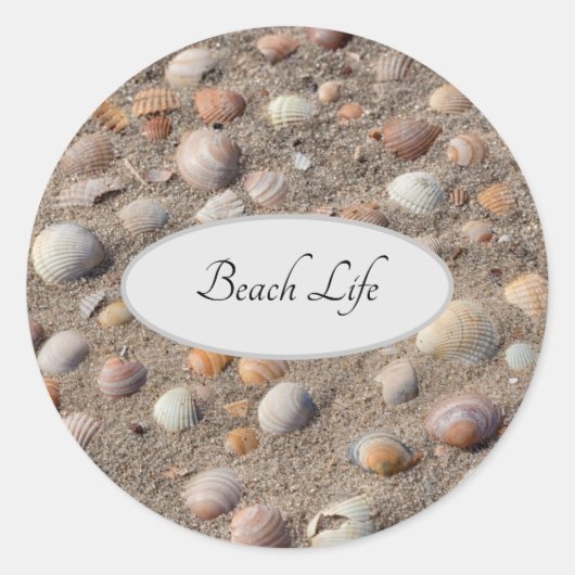 Muscheln am Strand Foto mit Beach-Life-Text Runder Aufkleber (Vorderseite)