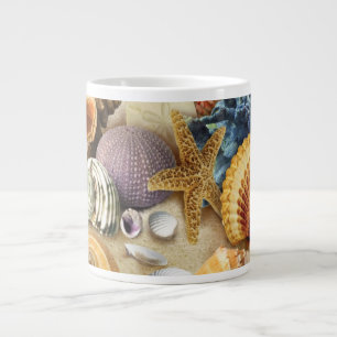 Muscheln am Strand Jumbo-Tasse