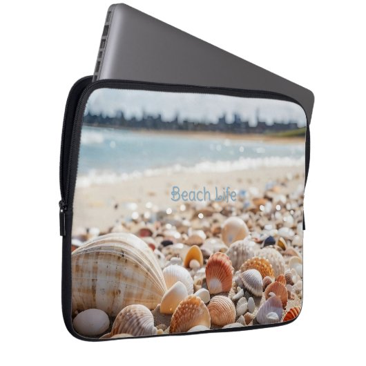 Muscheln am Strand Laptopschutzhülle (Vorne Rechts)