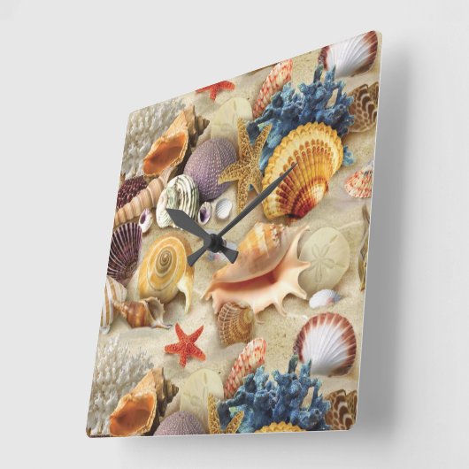 Muscheln am Strand Quadratische Wanduhr (Winkel)