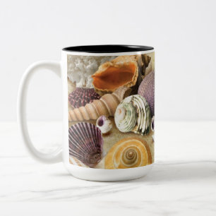 Muscheln am Strand Zweifarbige Tasse
