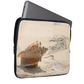 Muscheln auf dem Strand Laptopschutzhülle (Vorne Rechts)