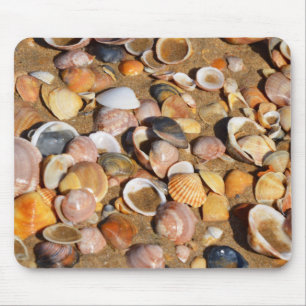 Muscheln auf einem Sandy-Strand Andalusien, Mousepad