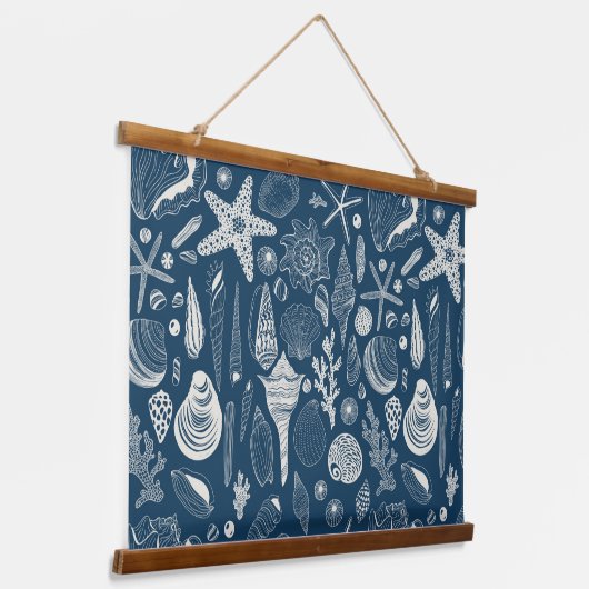 Muscheln auf weißem Wandteppich (Gewinkelt)