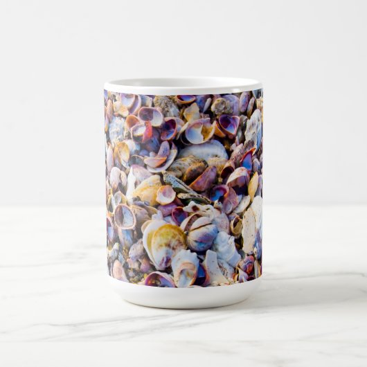 Muscheln durch das Seeufer Kaffeetasse (Mittel)