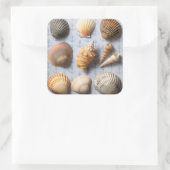 Muscheln im Hintergrund Quadratischer Aufkleber (Tasche)