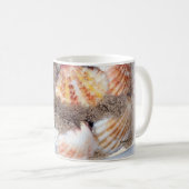 Muscheln im Meer farbenfroh Kaffeetasse (VorderseiteRechts)