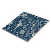 Muscheln in dunkelblau fliese (Seite)