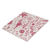 Muscheln in Viva Magenta - Farbe des Jahres 2023 Fliese (Seite)