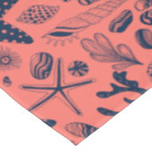 Muscheln mit Korallenhintergrund Tischdecke (Schrägansicht)