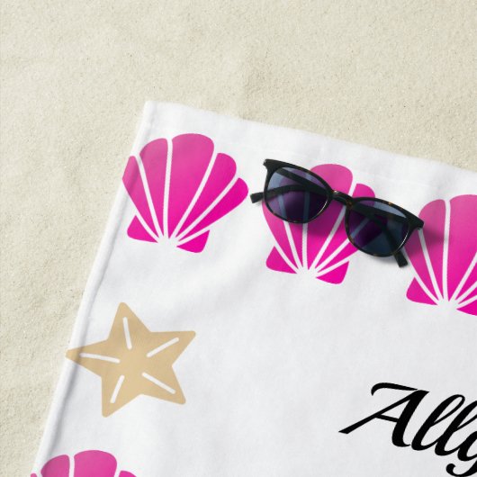 Muscheln & Starfish, Name des schwarzen Skripts Strandtuch (Beispiel)