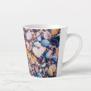 Muscheln und Kies Milchtasse