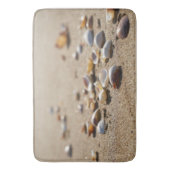 Muscheln und Sand-Bad-Matte Badematte (Vorderseite Vertikal)