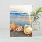 Muscheln und Seestern am Strand Einladung (Stehend Vorderseite)
