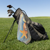 Muscheln und Seestern am Strand Golfhandtuch (Gras)