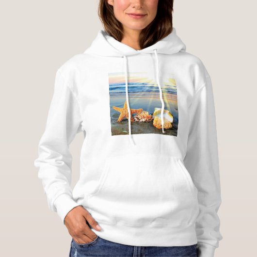 Muscheln und Seestern am Strand Hoodie (Vorderseite)