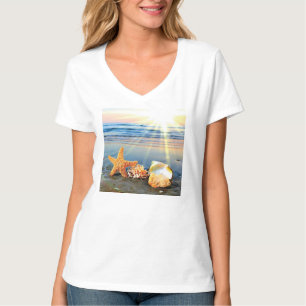 Muscheln und Seestern am Strand T-Shirt
