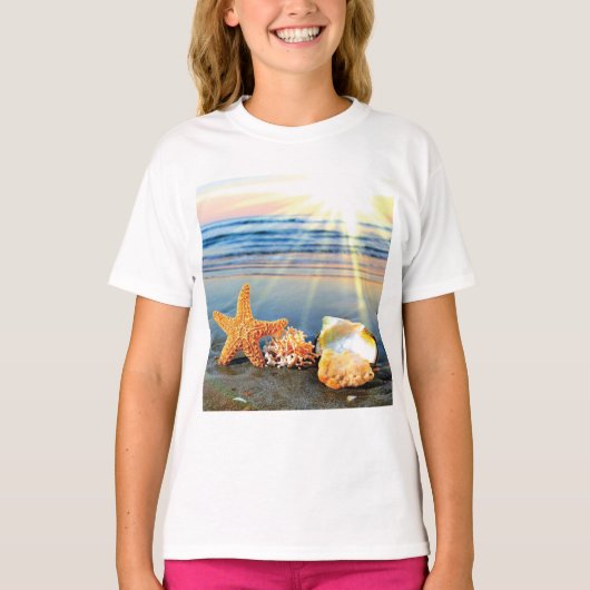 Muscheln und Seestern am Strand T-Shirt (Vorderseite)