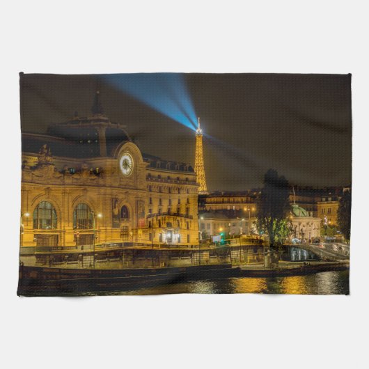 Musée d'Orsay in Paris nachts Geschirrtuch (Horizontal)