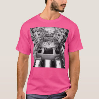 Museo Archeologico Nazionale Di Napoli Black and W T-Shirt