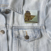 Museum Louvre Button (Beispiel)