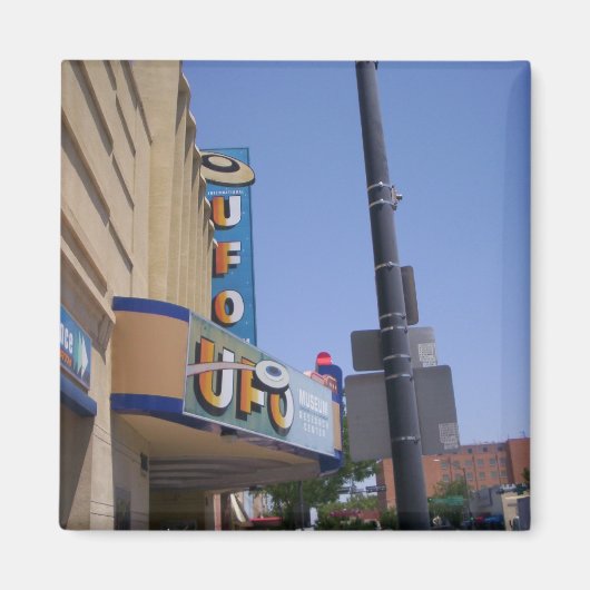 Museum Roswell UFO Magnet (Vorne)