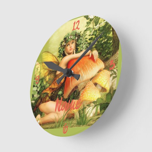 Mushroom Fee Thunder_Cove Runde Wanduhr (Winkel)