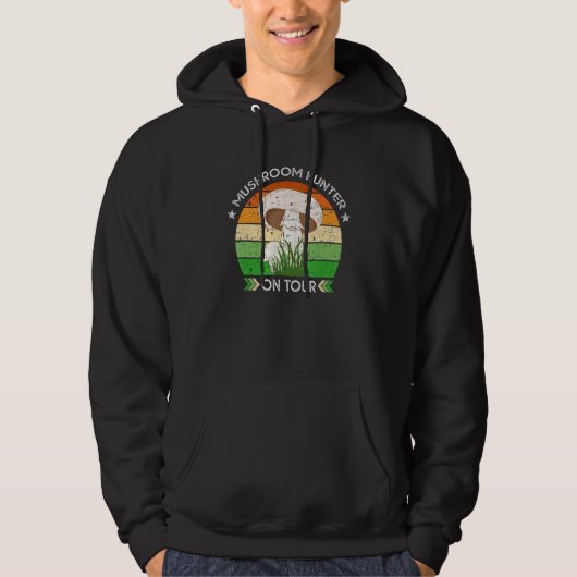 Mushroom Hunter Picker Picking mushrooms while hik Hoodie (Vorderseite)