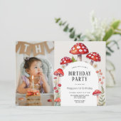 Mushroom Hütte Woodland Geburtstag Foto Einladung (Stehend Vorderseite)