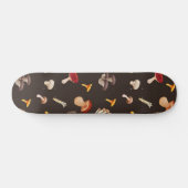 Mushroom-Muster Skateboard (Horizontal)