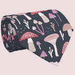 Mushroom Toadstool Fungi Krawatte<br><div class="desc">Pilze,  Toiletten und Pilze auf dunklem Hintergrund. Perfekt für Herbst oder Herbst,  oder zu jeder Zeit. Originelle Kunst von Nic Squirrell.</div>