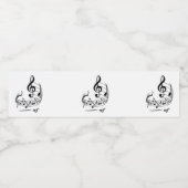 Music notes with treble clef on staff wasserflaschenetikett (Einzelnes Label)