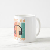 Music On World Off Coffee Mug Kaffeetasse (VorderseiteRechts)