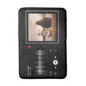Music Player Artist und Song Personalisiert Black Badematte (Vorderseite Vertikal)