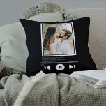 Music Player Foto Personalisiert Kissen<br><div class="desc">Neue und moderne Music Player Fotovorlage - Personalisiertes modernes Kissen,  eigene Fotos und Texte hinzufügen - den Anzug ändern - personalisierte Geschenkideen von Ricaso</div>