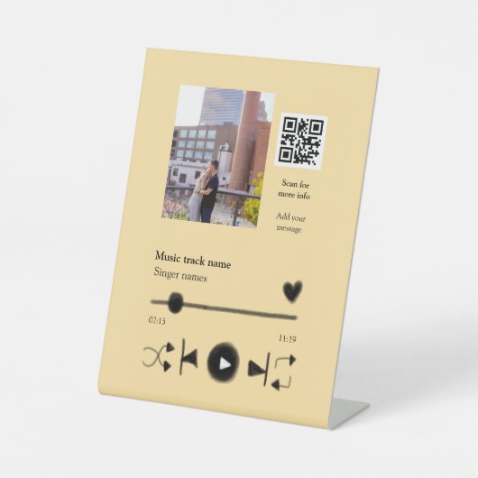 Music player personalized couple love q r code tex sockelschild (Vorderseite)