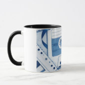 Music-Themed Long Sleeve Graphic Tasse (Links)