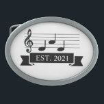 Music Vater Musician Musiknote Treble Clef Ovale Gürtelschnalle<br><div class="desc">Ein lustiges Design, das Sie jedes Mal lächeln lässt, wenn Sie es sehen. Diese Musiknote Papa Design ist perfekt für alle Musiker, Musiklehrer und Musiklehrer Studentendads. Eine großartige Geschenkidee, um Ihrem besten Freund, Verwandten, Freund, Vater oder Ehemann, der Liebe Musik zu geben. Ein Design, das für Musikpraxis, Musikunterricht, Musikaufführung oder...</div>