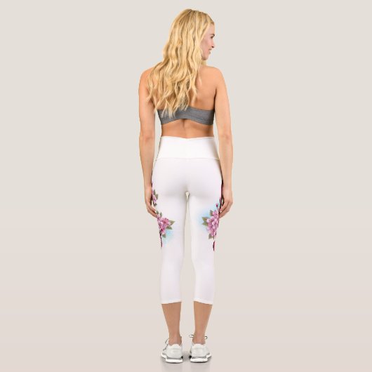 Musical treble clef notes with Sakura flowers Capri Leggings (Rückseite)