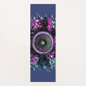 Musik-Lautsprecher und übereinander gelegte Farbe Yogamatte (Vorderseite)