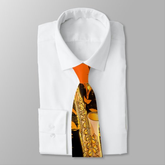 Musik, Saxophon mit Schmutz Krawatte (Gebunden)