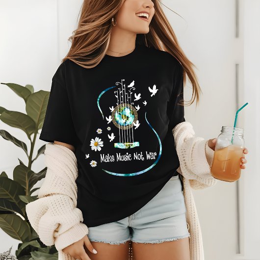 Musik statt Kriegsgitarre Weltfriedensdocks machen Tri-Blend Shirt