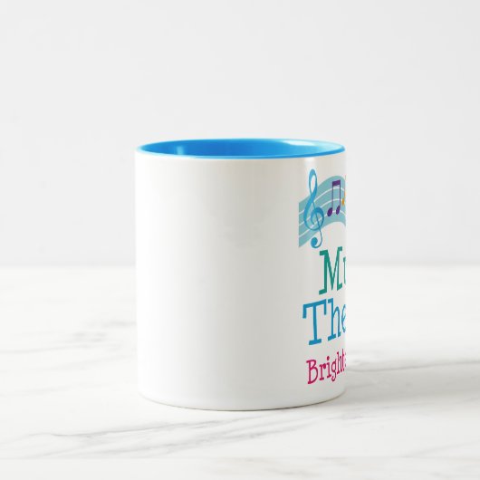Musik-Therapie erhellt die Leben Zweifarbige Tasse (Mittel)