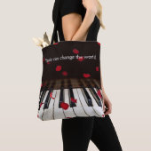 Musikangebot auf der Piano Keys Tote Tasche (Von Nahem)