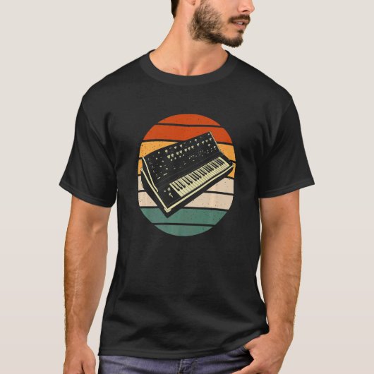 Musiker Synthesizer Player Music Retro Synthesiz T-Shirt (Vorderseite)